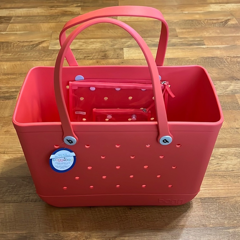 Coral Me Mine Original Bogg Bag